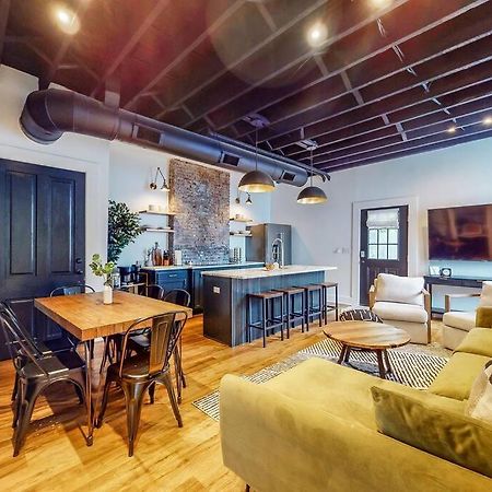 Luxury 8 Bed/4 Ba Nulu Home Private Yard/Parking ลุยส์วิลล์ ภายนอก รูปภาพ