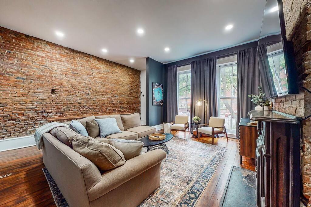 Luxury 8 Bed/4 Ba Nulu Home Private Yard/Parking ลุยส์วิลล์ ภายนอก รูปภาพ