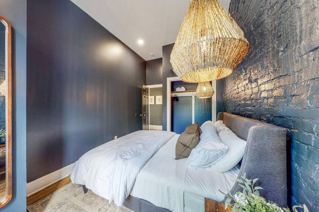 Luxury 8 Bed/4 Ba Nulu Home Private Yard/Parking ลุยส์วิลล์ ภายนอก รูปภาพ