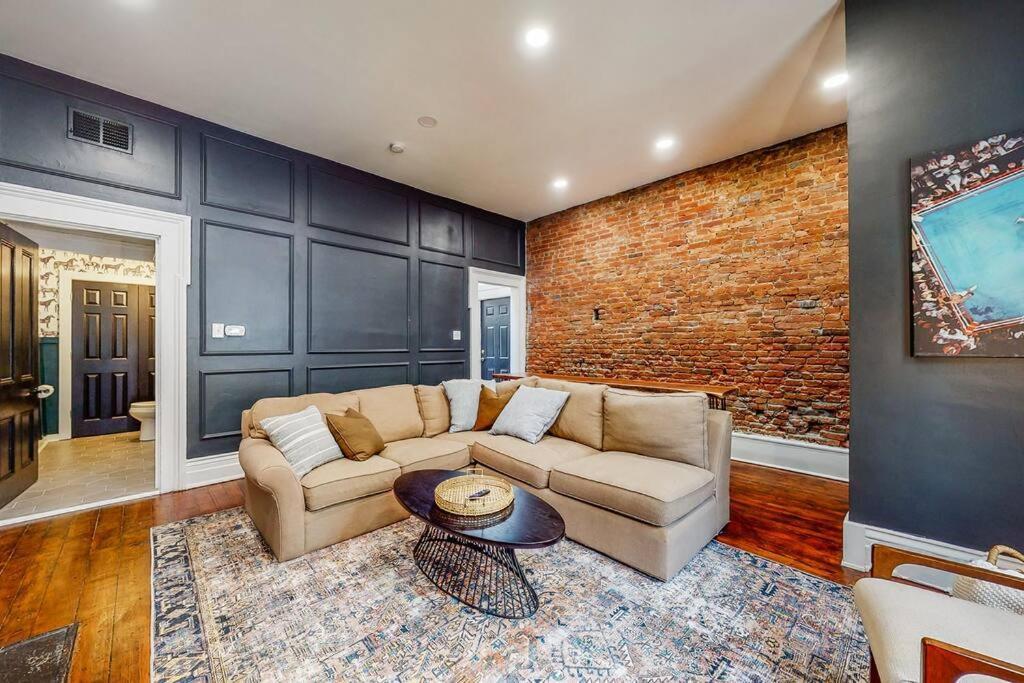 Luxury 8 Bed/4 Ba Nulu Home Private Yard/Parking ลุยส์วิลล์ ภายนอก รูปภาพ