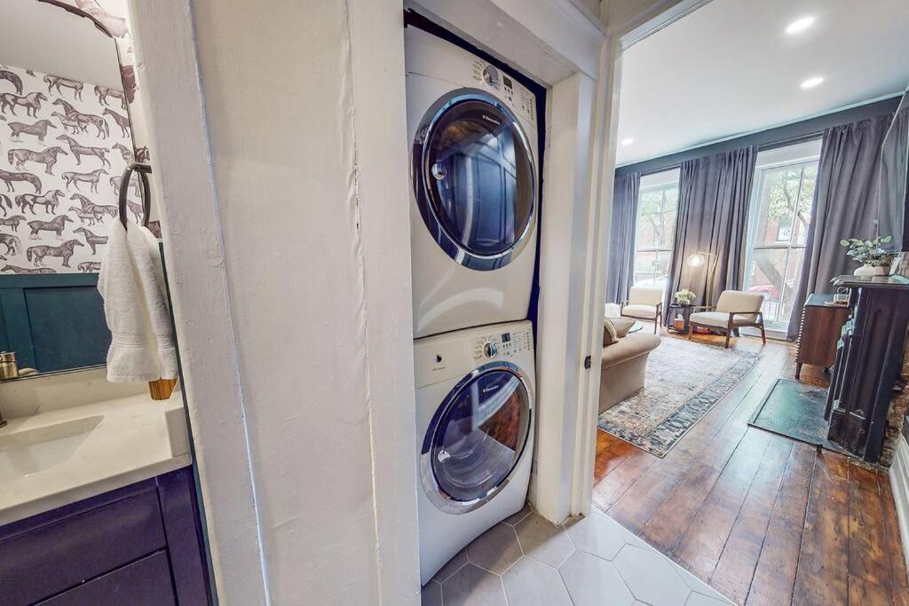 Luxury 8 Bed/4 Ba Nulu Home Private Yard/Parking ลุยส์วิลล์ ภายนอก รูปภาพ