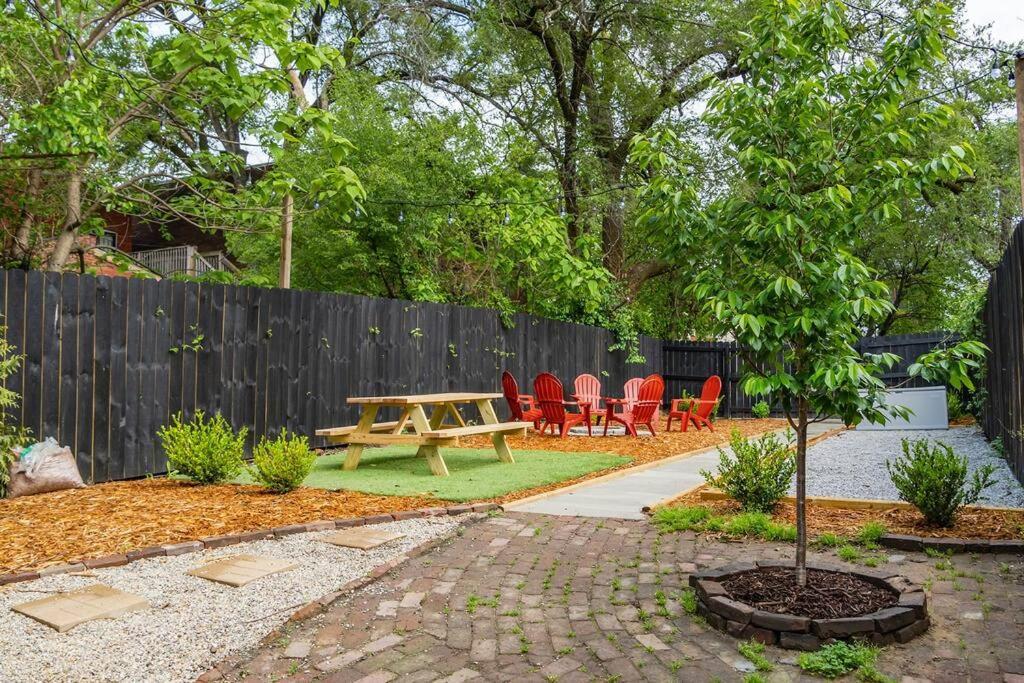 Luxury 8 Bed/4 Ba Nulu Home Private Yard/Parking ลุยส์วิลล์ ภายนอก รูปภาพ
